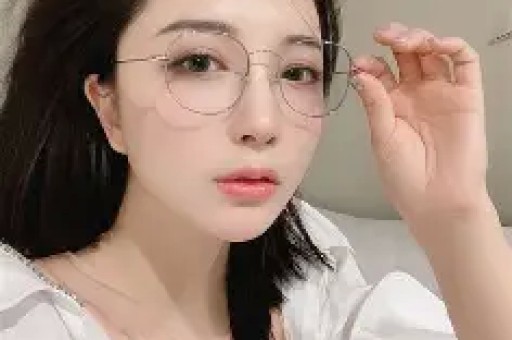 小八卦：内娱新动态明星们的趣事与背后故事