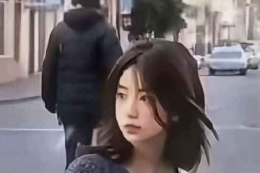 知名演员无戏可拍与妻子直播吵架闹离婚卖房也还不起房贷