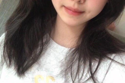 网红黄一鸣账号被封：从自曝未婚生女到遛狗冲突网红生涯大翻车